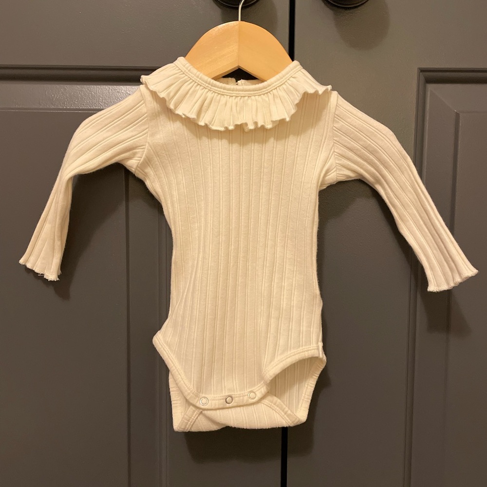Rylee and Cru onsie size 3-5 months like new!
